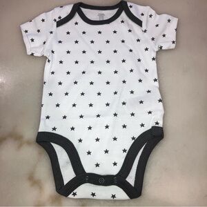 NWOT Amazon Essentials White Star Pattern Onesie